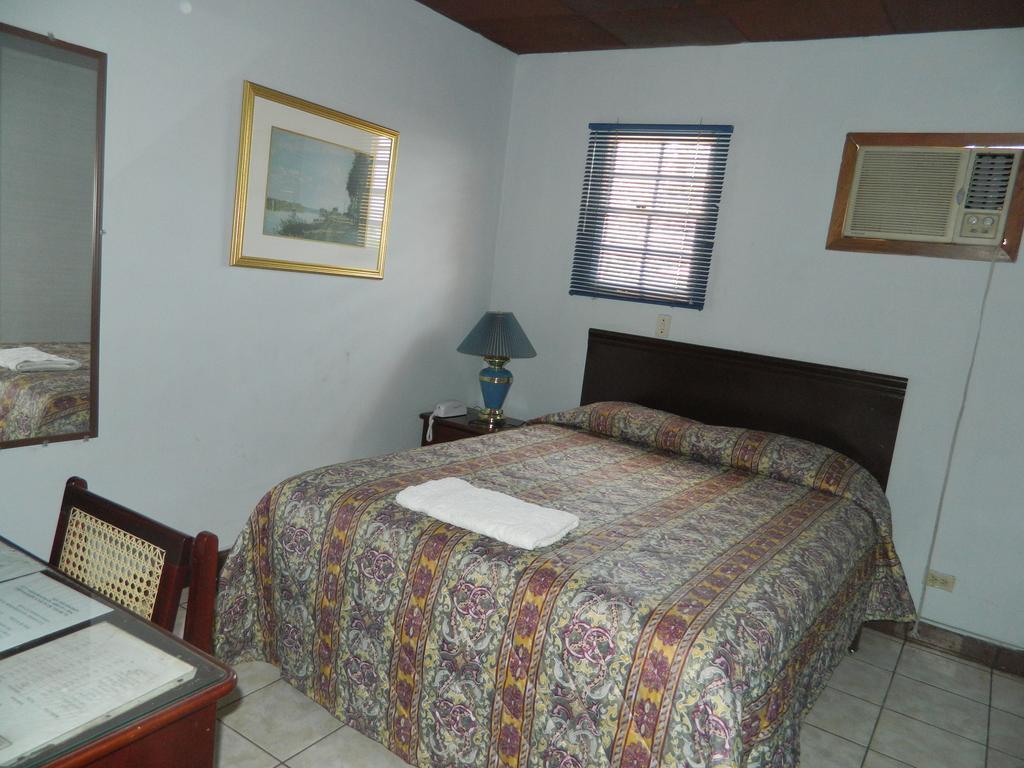 Hotel Vanderbilt Managua Room photo